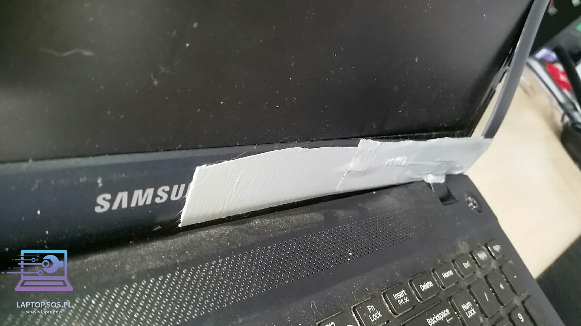 naprawa zepsutej pętli laptopa krakow