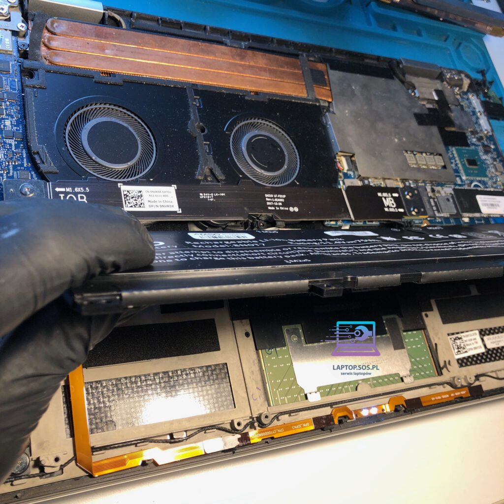 Произвольная ссылка Wymiana-baterii-w-laptopie-Dell-Precision-5530-2-in-1 - 3